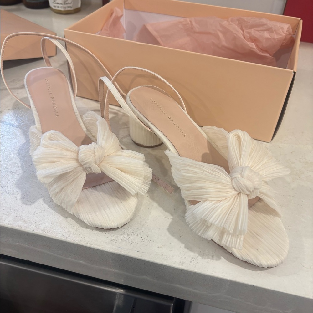 Dahlia Pearl Pleated Bow Heel - Picture 5 of 8